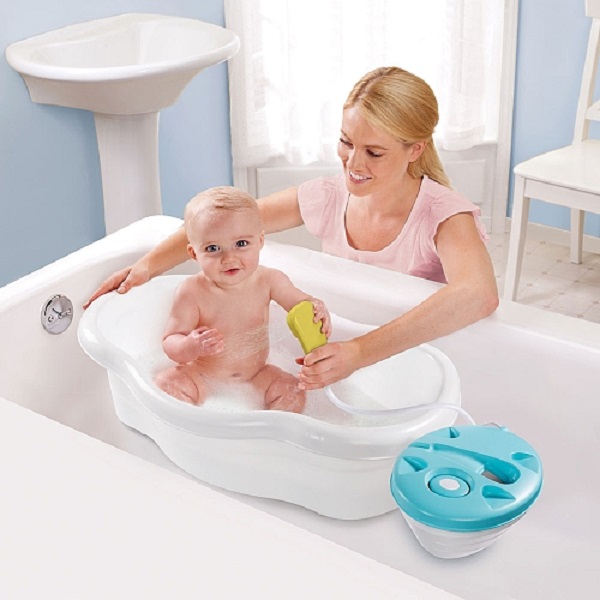 Summer Infant Newborn to Toddler Bath Center and Shower infant having bath