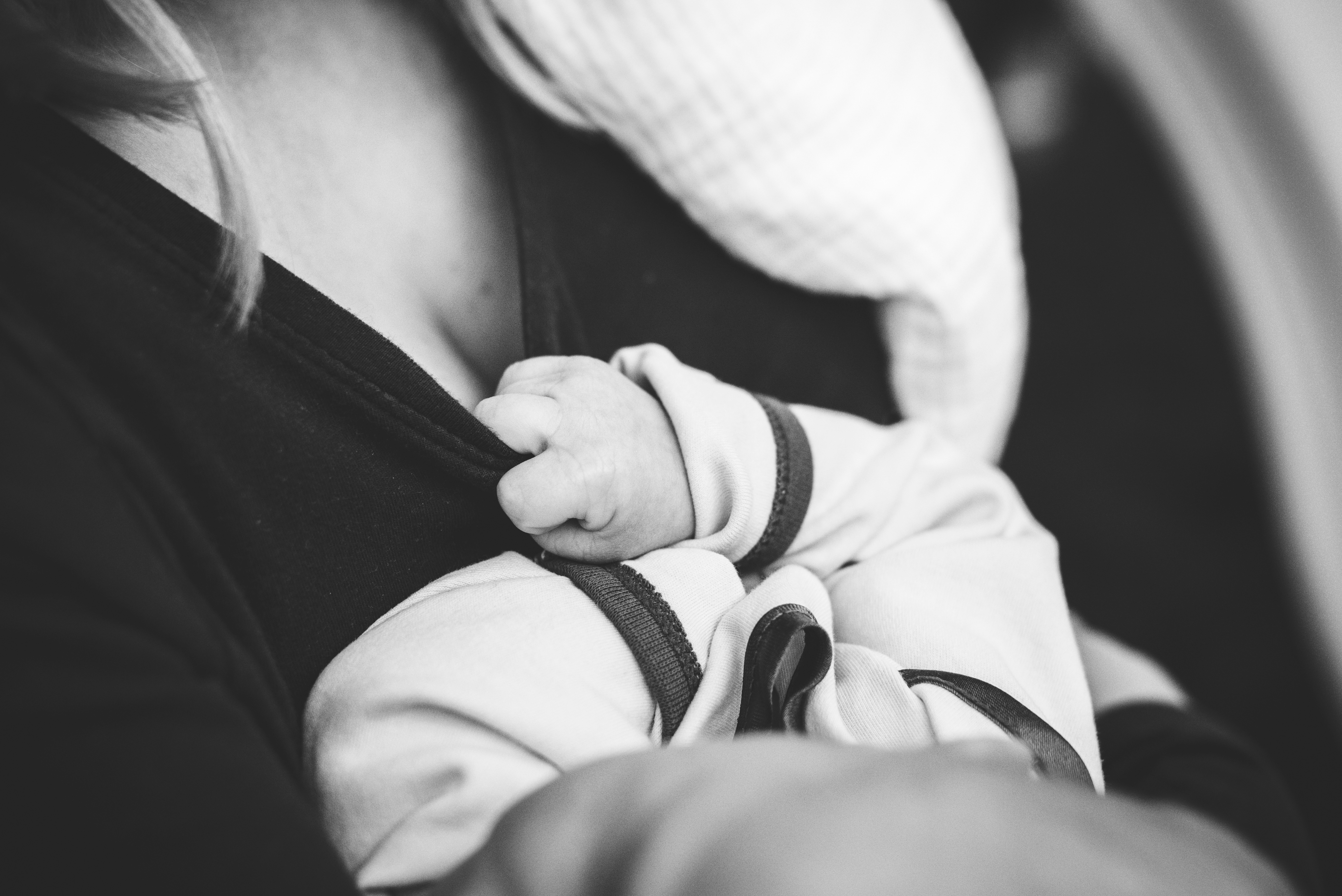9 milk booster tips - mother breastfeeding